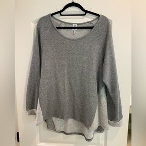 Discreet Casual 2X Gray Sweater